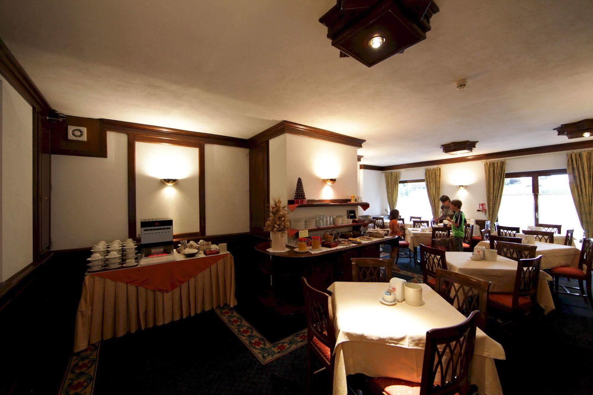 Hotel Petit Prince Antagnod Esterno foto