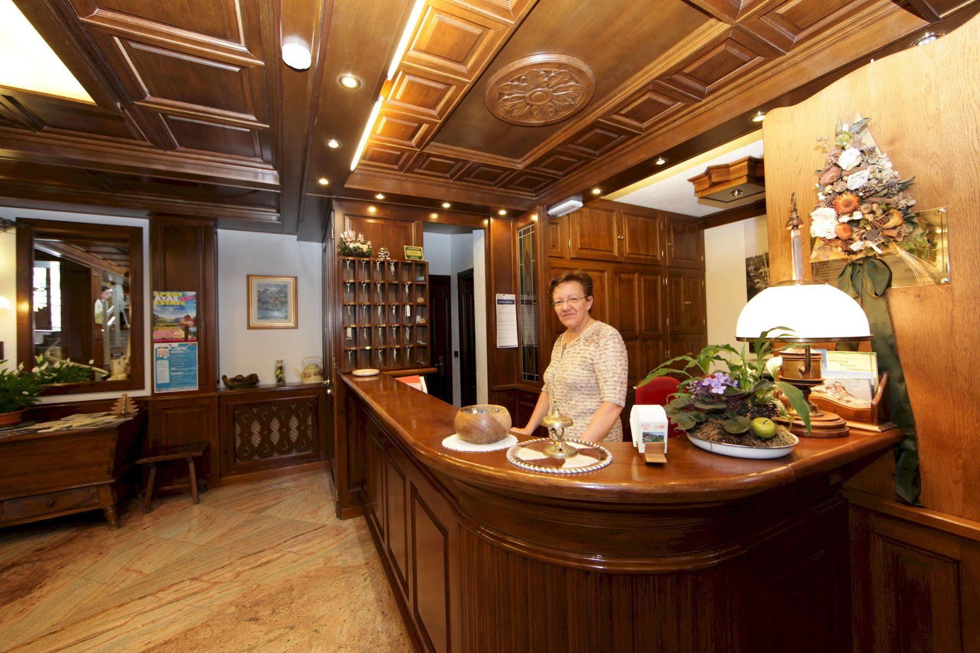 Hotel Petit Prince Antagnod Esterno foto