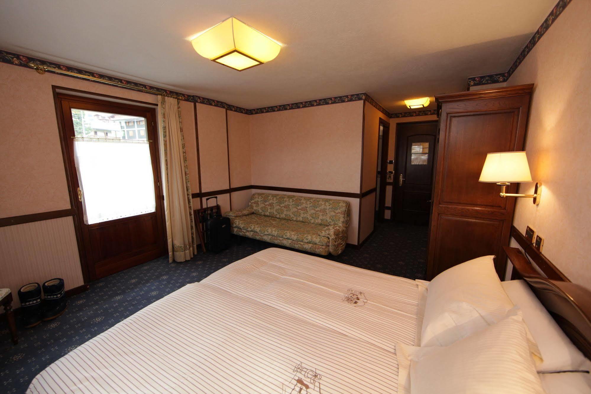 Hotel Petit Prince Antagnod Esterno foto