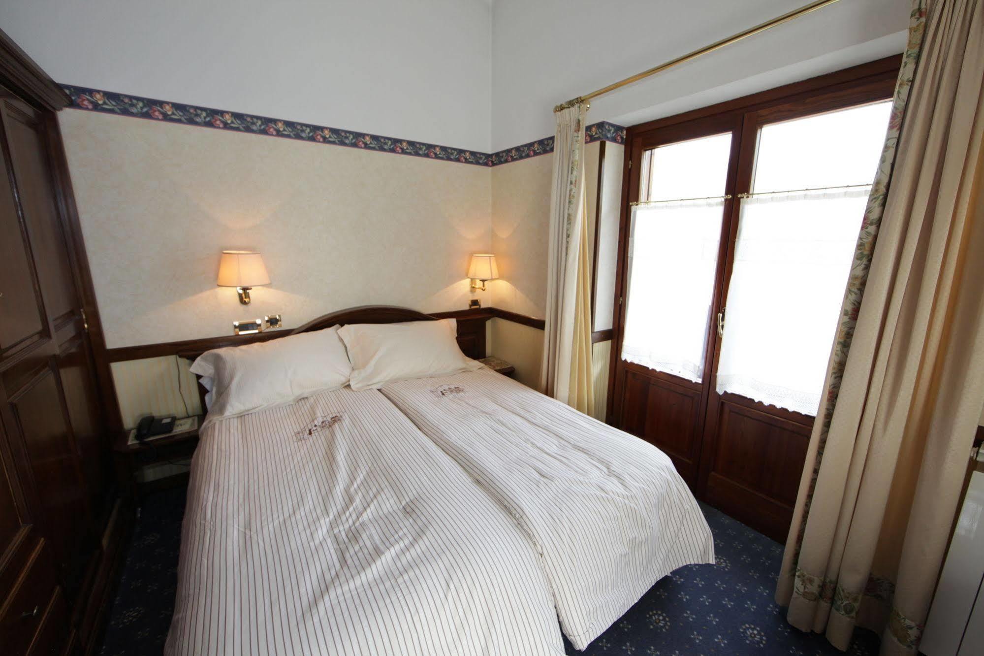 Hotel Petit Prince Antagnod Esterno foto